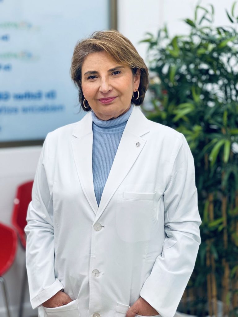 ד״ר אסתר גדז׳